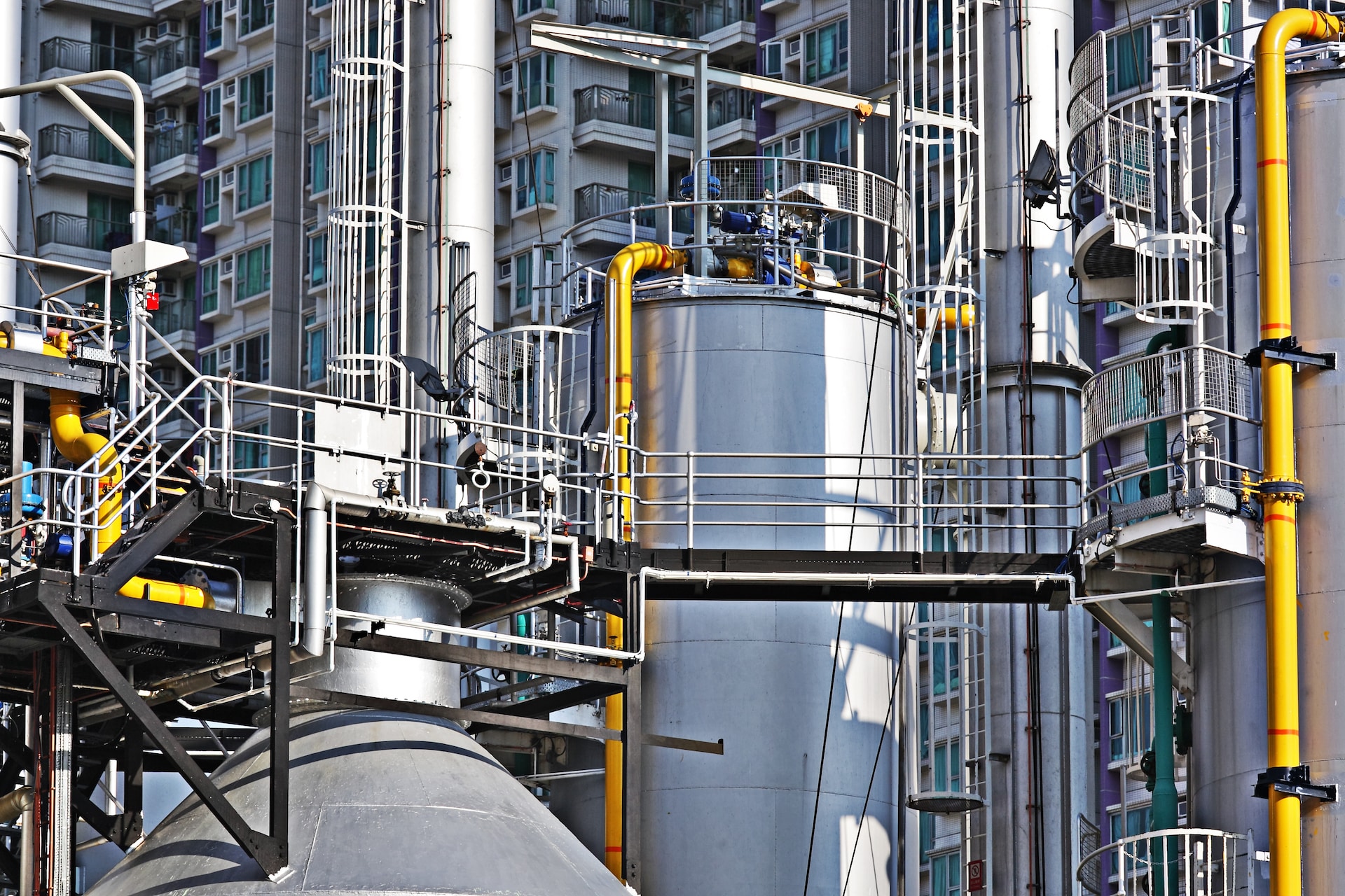 Industrial building, Steel pipelines Protecting Chemical Processing Equipment with Citric Acid Passivation