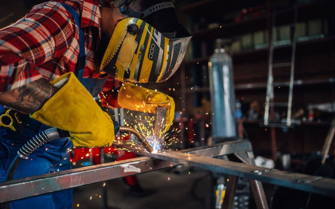 Can You Electropolish Welds? What Happens to Heat Tint and Weld Scale?